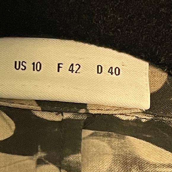 LAST CALL: AKRIS PUNTO Dot Patterned s/s BF Top Shirt US 10 (runs small, M) VGC - Picture 7 of 8